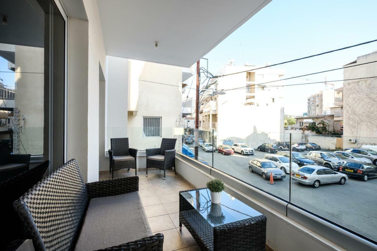 Book Me Now Central Flat Lägenhet Larnaca Exteriör bild